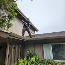 Gutter Cleaning in Pebble Beach, CA 3