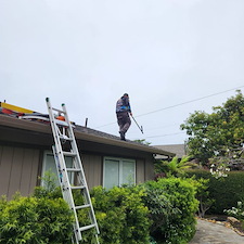 Gutter Cleaning in Pebble Beach, CA 4